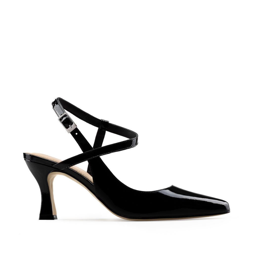 DÉBORA | ZAPATILLAS NEGRAS DE PIEL