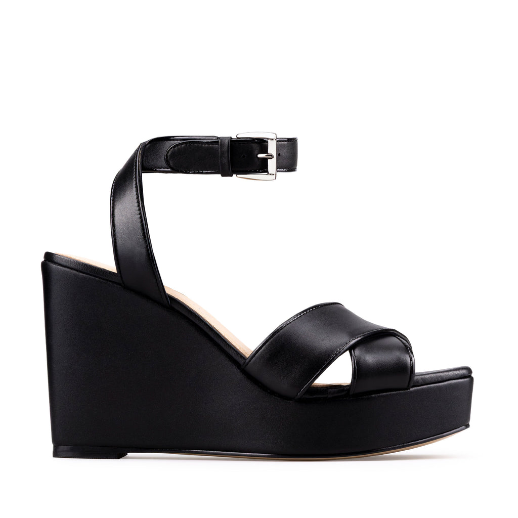 EDITH | PLATAFORMA NEGRA DE PIEL