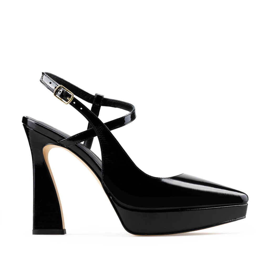 CELESTE | ZAPATILLAS NEGRAS DE PIEL